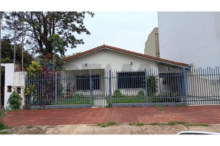 EN VENTA RESIDENCIA (BARRIO OBRERO - CDE).
