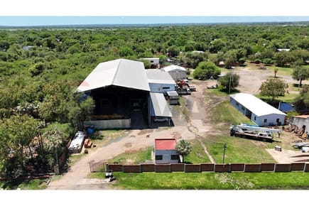 VENDO MAS DE UNA HECTAREA EN REMANSITO VILLA HAYES