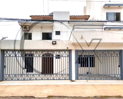 AMPLIA CASA EN ALQUILER PARA VIVIENDA U OFICINAS – ZONA NORESTE 
