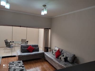 PRIMER PISO CON TERREZA, SAUNA, GIMNASIO