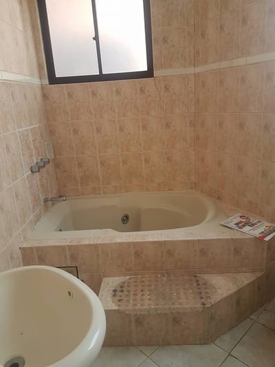 Sopocachi Departamento en Alquiler plaza Adela Zamudio Sotomayor