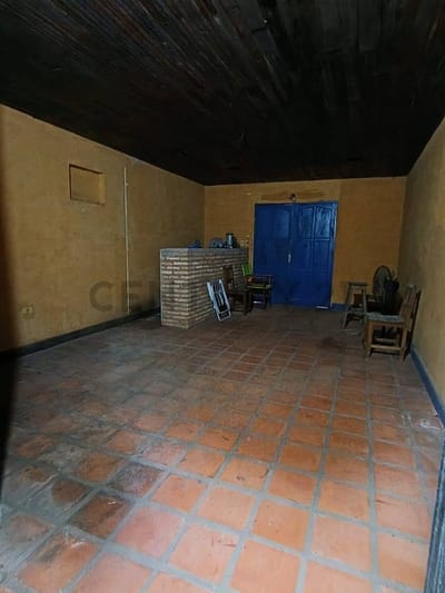 Alquilo Salón Comercial Sobre La Avda. Defensores Del Chaco, Lambaré 