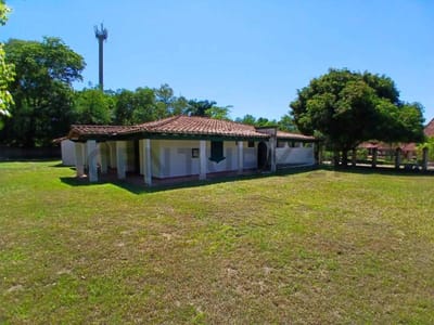 VENDO CASA COLONIAL CON AMPLIO PATIO EN COUNTRY CLUB SAN BERNARDINO