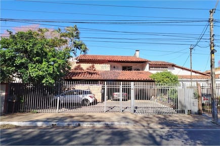 Casa venta Pinoza sobre General Santos 