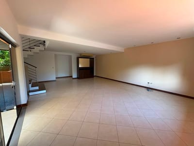 ???? *ALQUILO RESIDENCIA PREMIUM EN ASUNCIÓN- BARRIO MBURUCUYA*
