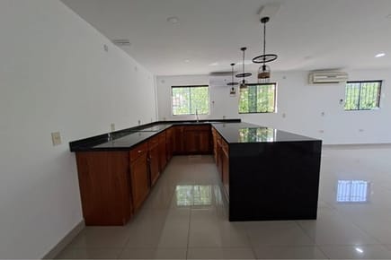 Oficina-Alquiler-, Mburucuyá, Asunción
