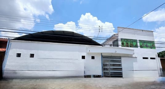 Inmueble # 394 GALPON CON OFICINAS EN VENTA ZONA SUR