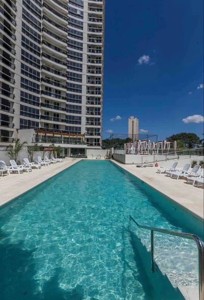 ALQUILO PENTHOUSE EN EDIFICIO THE POWER AMOBLADO! 