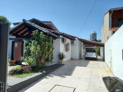 OFERTA PROPIEDAD EN YKUA SATI (EJE CORPORATIVO) 
