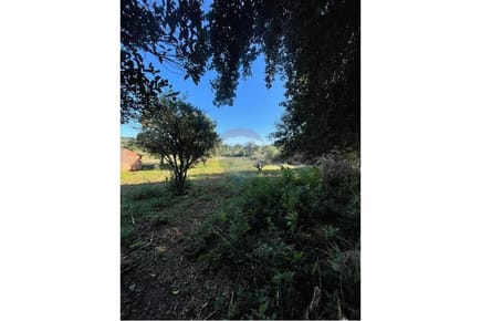 Terreno en venta ubicado en el Barrio Ita Paso ID: 143011100-2