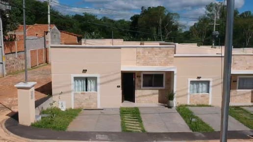 VENDO CHALET EN LUQUE BARRIO CERRADO YERUTI