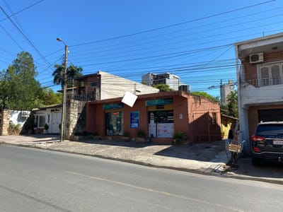 Amplia propiedad de 730 m2 en Ycuá Satí, Eje corporativo Asunción