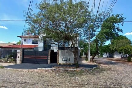 Casa en Lambare