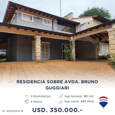 RESIDENCIA SOBRE AVDA. BRUNO GUGGIARI EN LAMBARÉ