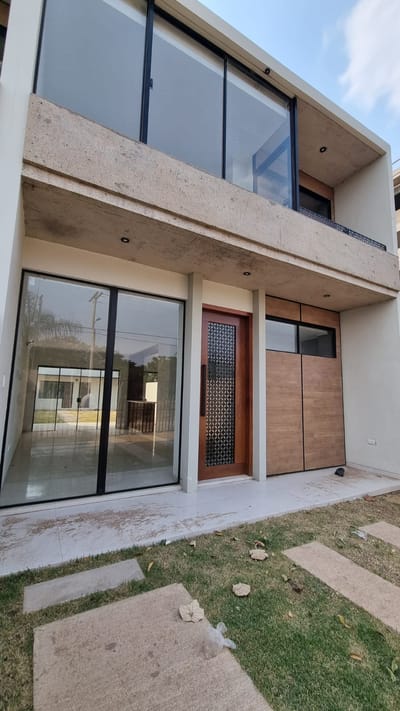 HERMOSA CASA A ESTRENAR EN VENTA
