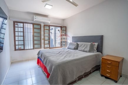 HERMOSO DUPLEX EN BARRIO MBURUCUYA