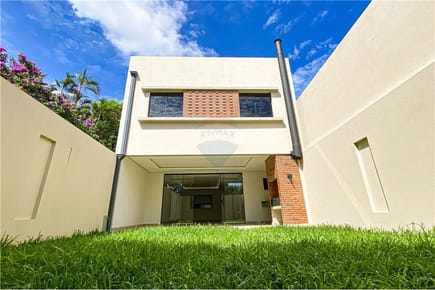 DUPLEX A ESTRENAR DE 3 HABITACIONES EN LUQUE ZONA CIT