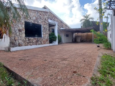 VENDO AMPLIA CASA TODA EN PLANTA BAJA EN LUQUE PRIMER BARRIO‼️ C-1171