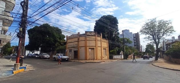 VENDO TERRENO EN ESQUINA