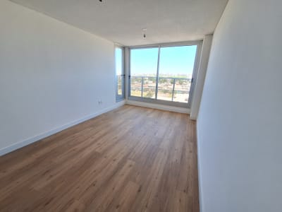 Excelente Apartamento En Malvin, 2 Dormitorios. Alquiler. Con Gge.