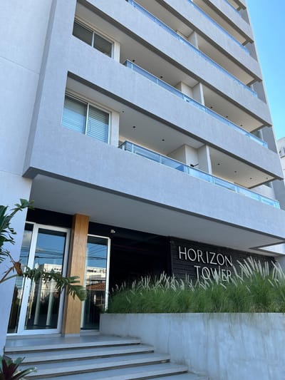 Alquilo Dpto 2 dormitorios Edif Horizon Tower Barrio Jara
