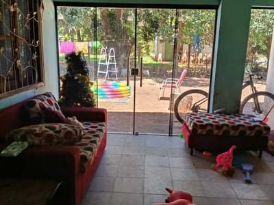 EN VENTA – CASA CON AMPLIO PATIO EN SAN JUAN BAUTISTA, MISIONES