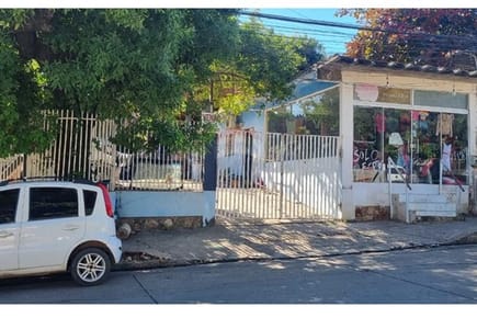 Terreno Esquinero en San Vicente – 444 m²