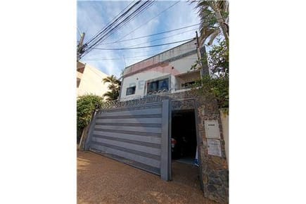 VENDO CASA EN RECOLETA
