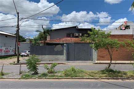 VENDO CASA EN ASUNCIÓN-BO. TRINIDAD