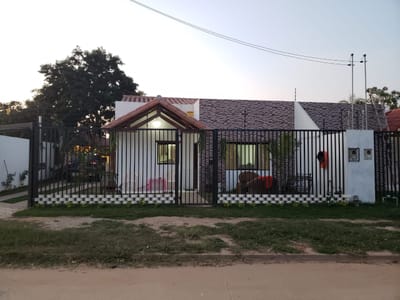 75.000 $ BELLA CASA EN ESQUINA SOBRE AVENIDA ECOLÓGICA URBANIZACION PALMA VERDE