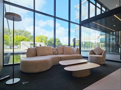 Venta O Alquiler Oficina - Carrasco Norte - Oficinas Aaa A A Metros De Barrios Privados