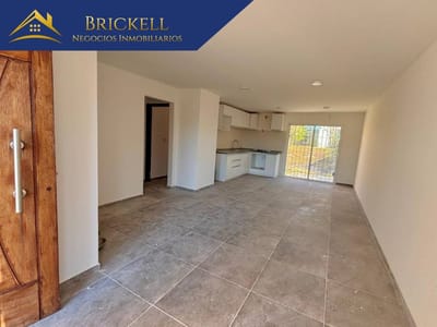 VENTA CASA 3 DORMITORIOS 3 BAÑOS BARBACOA MAS ESTUDIO INDEPENDIENTE CON BAÑO A ESTRENAR EN PINAR SUR