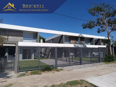 VENTA CASA 3 DORMITORIOS, BARBACOA, GARAGE EN CIUDAD DE LA COSTA