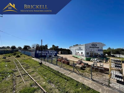VENTA LOCAL COMERCIAL EN SAYAGO