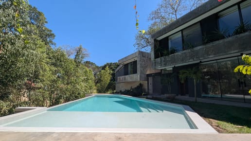    Urubo Golf, Hermosa Casa  a Estrenar 431m2 en 1333m2 Terreno