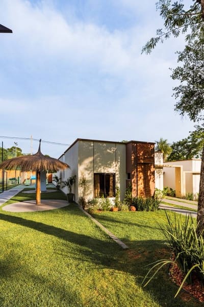 Vendo casa en barrio cerrado Luque 
