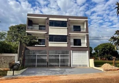 VENDO EDIFICIO EN AREA 5 PRESIDENTE FRANCO