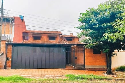 Casa - Alquiler - Luque, Central, Paraguay