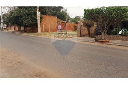 VENDO TERRENO 12x30 EN FDO. DE LA MORA ZONA SUR