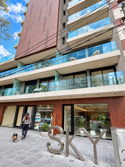 EDIFICIO SKY! SOLANO GARCIA ESQ. GOLF Y PUNTA CARRETAS SHOPP! TODOS LOS AMENITIES.1 DORM CON BALCON.