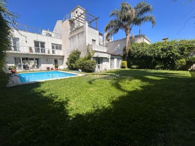 PRUDENCIO DE PENA Y PONSONBY! CASA IDEAL OFICINA. 720 MTS EDIFICADOS.800 MTS TERRENO,14-15 AMBIENTES. 6 BAÑOS. GARAJE X 4. GRAN FONDO! BARBACOA Y PISCINA.