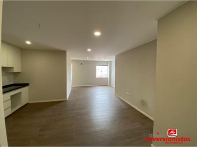 HERMOSO DEPARTAMENTO DE 2 DORMÍTORIOS ENTRE 3ER Y 4TO ANILLO AV BANZER