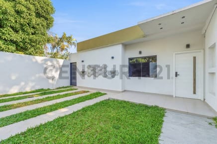 Venta de Casa Dúplex en Luque, Central