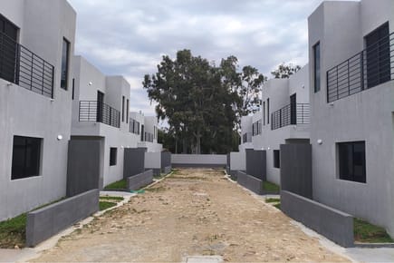 Dúplex en venta en CAACUPEMI MRA
