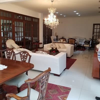 HERMOSA CASA EN VENTA - BARRIO HAMACAS