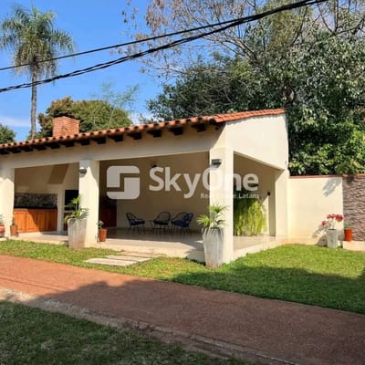 VENDO CASA EN ITAUGUA