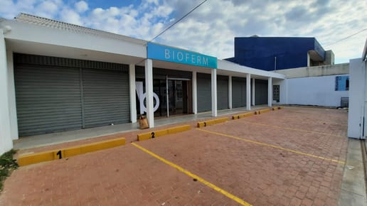 LOCALES EN ALQUILER A ESTRENAR SOBRE AV. MUTUALISTA