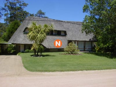 Casa en  Alquiler, Rincón del Indio, Punta del Este, 3 Dormitorios.