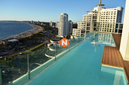 Penthouse en venta. Playa Mansa Frente a Isla Gorriti