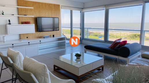 Exclusivo Apartamento de 2 dormitorios frente a Playa Brava Punta del Este